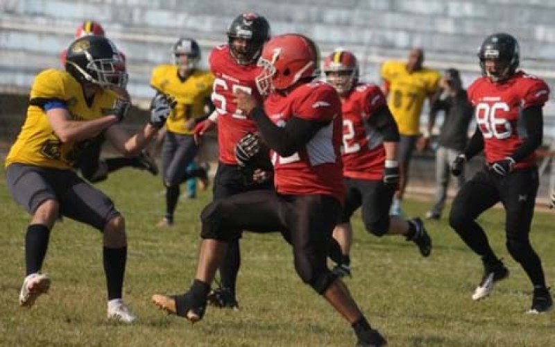 Ibiporã recebe jogo do Paranaense de Futebol Americano