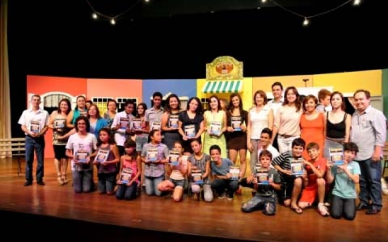Festibi premia talentos estudantis de Ibiporã