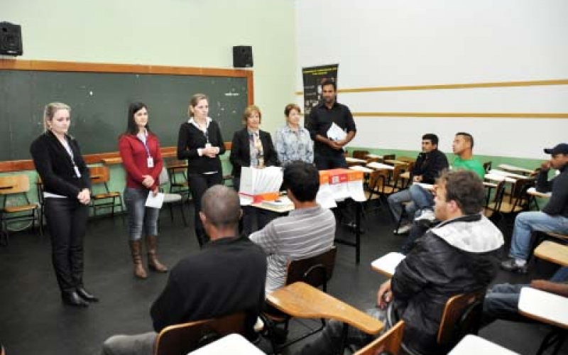 Curso de marceneiro bate recorde de inscritos