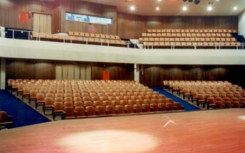 Prefeitura prepara adequações no Cine Teatro Padre José Zanelli