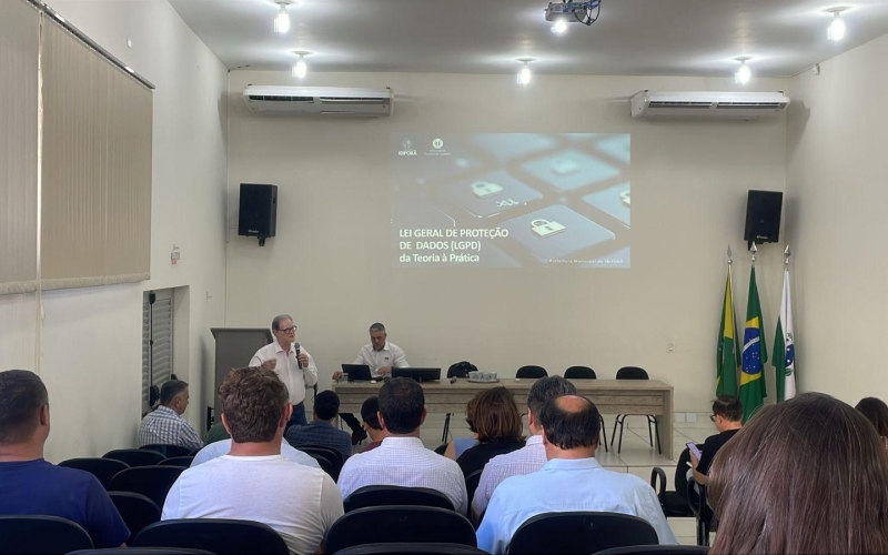 Administração Municipal realiza reunião sobre proteção de dados