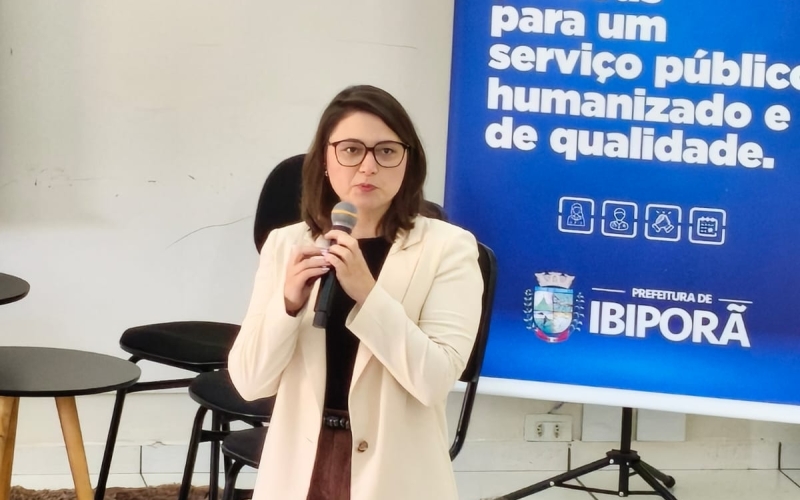 Servidores participam de roda de conversa sobre violência contra a mulher 