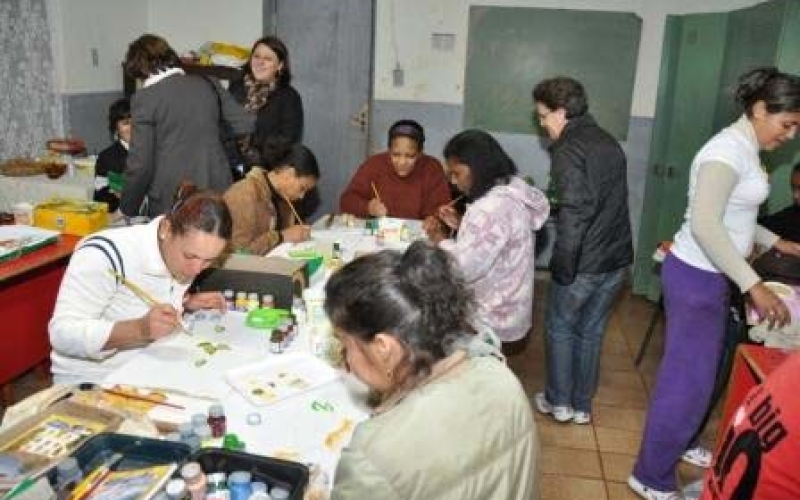 HOJE tem formatura de 156 alunos de cursos profissionalizantes