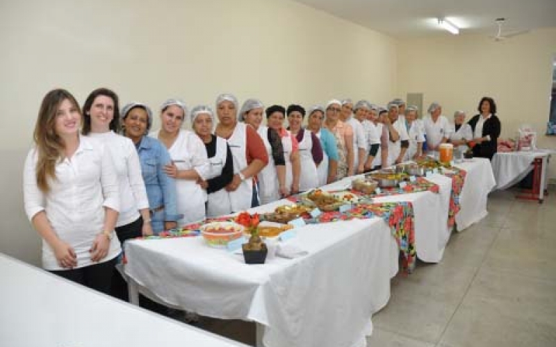 Administração Municipal promove concurso de receitas entre merendeiras