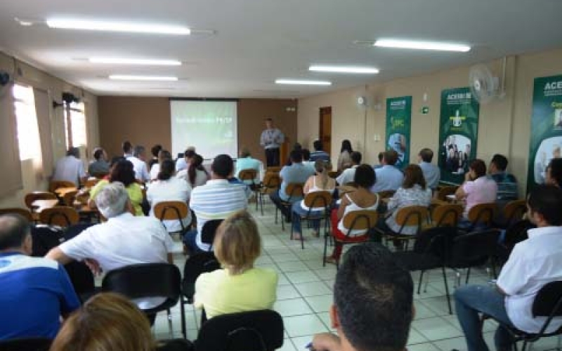 Administração Municipal realiza Seminário de Crédito voltado a empreendedores