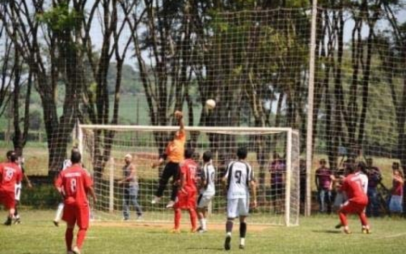 Torneio de suíço na Vila Esperança
