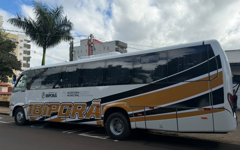 Secretaria de Esportes e Lazer de Ibiporã recebe micro-ônibus 0 km nesta sexta-feira