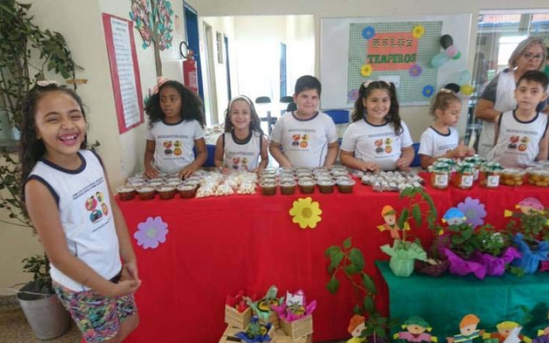 Projeto JEEP realiza Feira Empreendedora nas escolas municipais