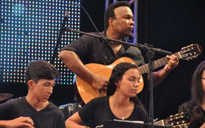 Apresentação dos alunos de música será neste domingo (25)