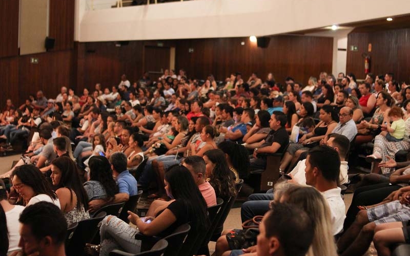 Pais são presenteados com reapresentações do projeto A União Faz a Vida