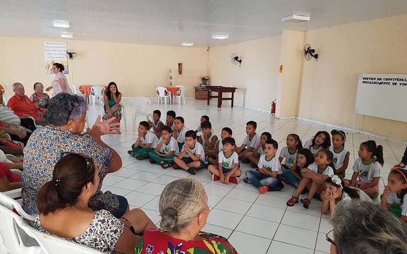 CCI recebe alunos da Escola Almerinda F. do Nascimento