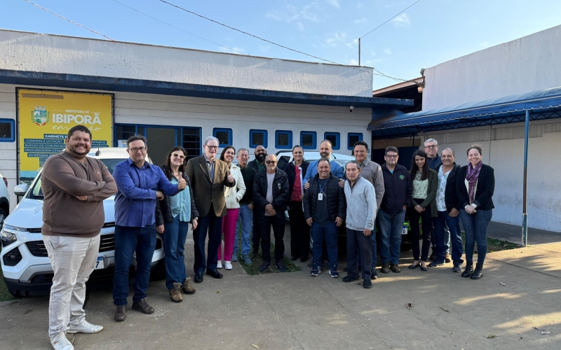 Prefeitura de Ibiporã reforça frota da Saúde com três novos veículos 